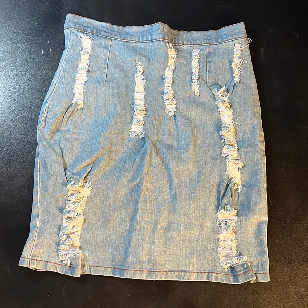 Super Sexy Blue Jean Distress Pin Mini-Skirt w/ back zipper! Brand: 36.5